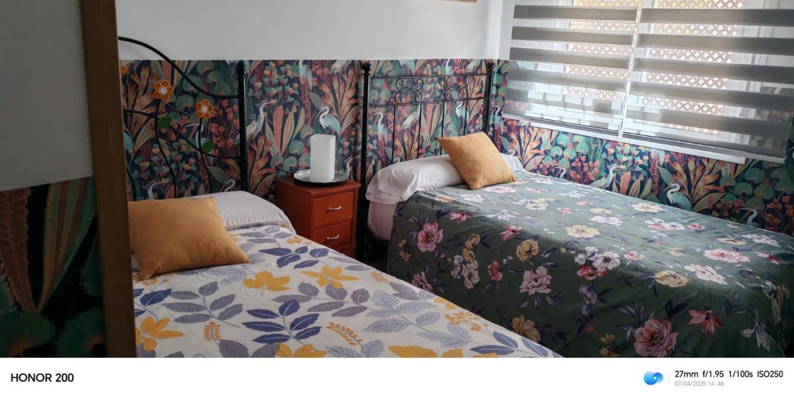 Triana Pura Esencia Apartamento Sevilha Exterior foto